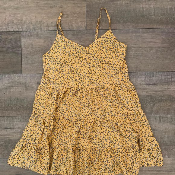 Shein Floral Dress (Size S  / US Size 4 / EU 36) - Picture 2 of 2